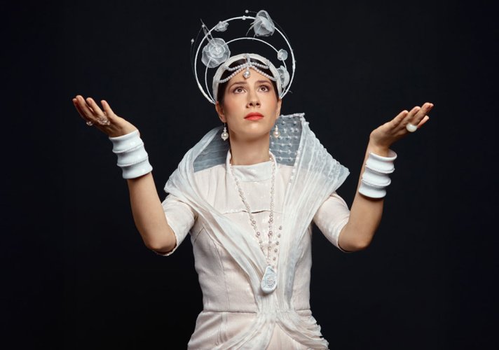 Сопран Александра Јовановић први пут у улози Леиле у Бизеовим „Ловцима бисера“