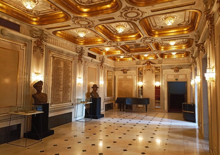 Концерт „Љубавни гласови“ у фоајеу Друге галерије