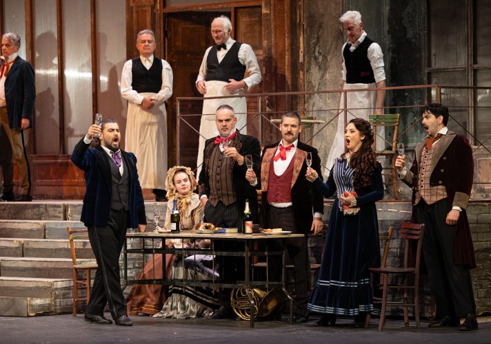 Višeminutne ovacije na izvođenju Pučinijevih „Boema