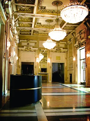 entrance_hall